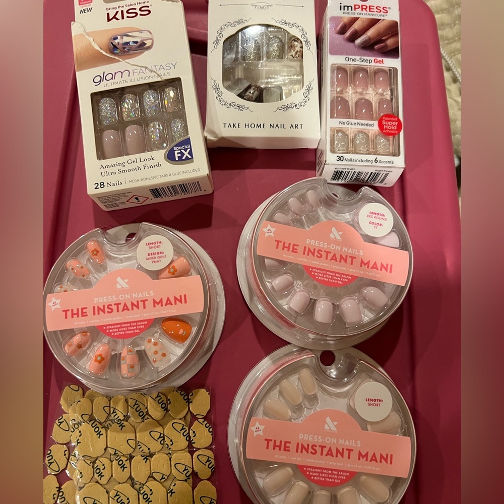 Six sets of nails Olive & June, kids and impress